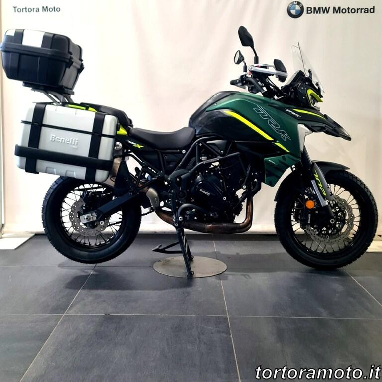 TRK 702