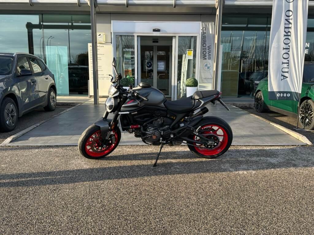 MONSTER 950