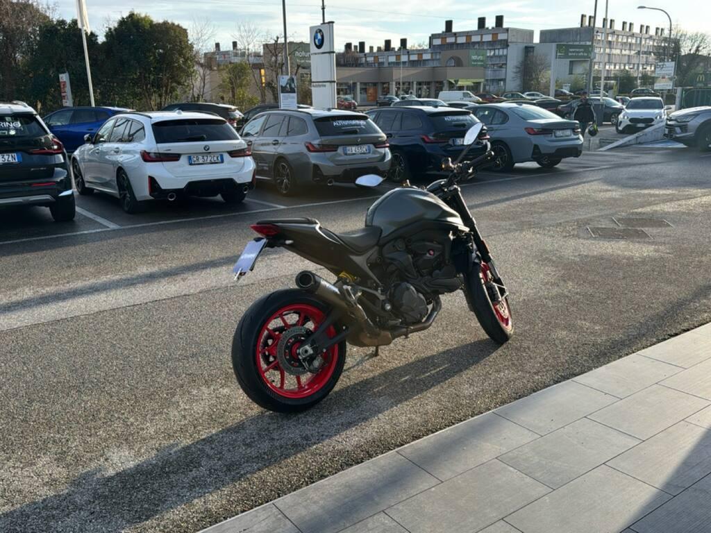 MONSTER 950