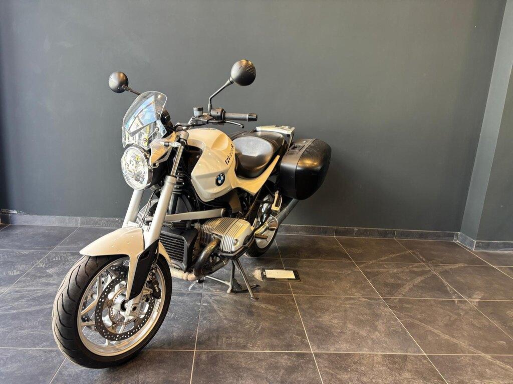 R 1200 R