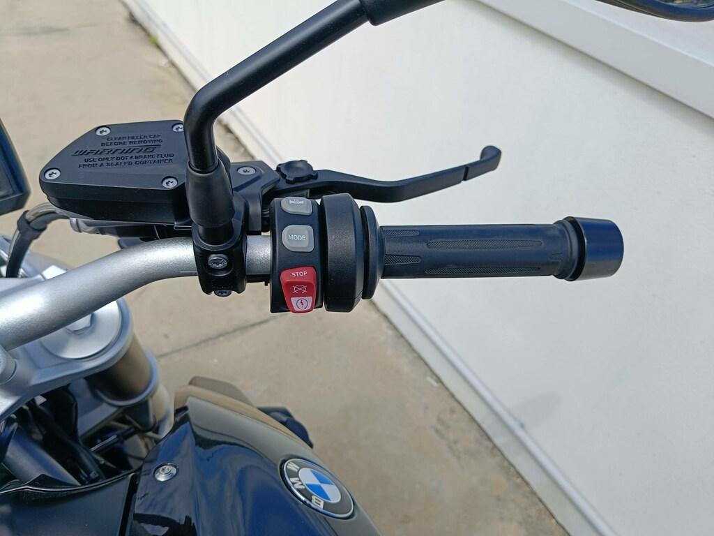 R 1200 R