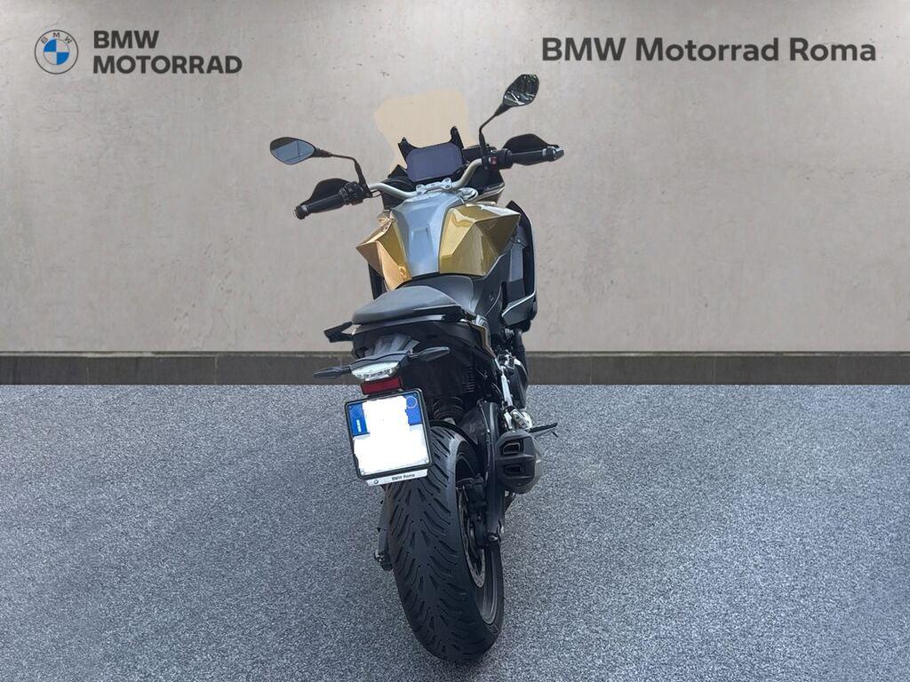 F 900 XR