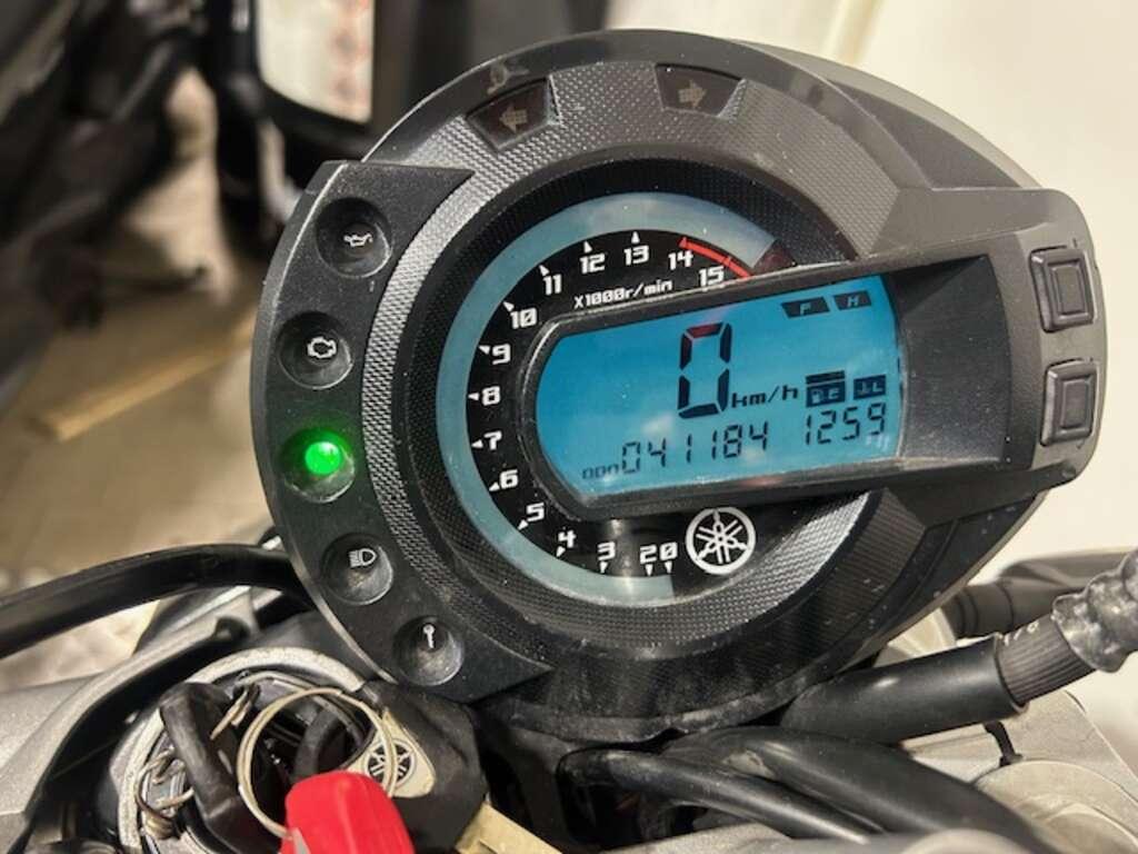 FZ6 600