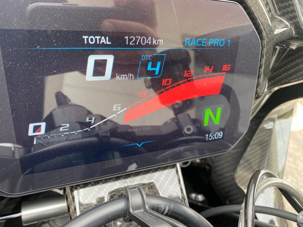 M 1000 RR