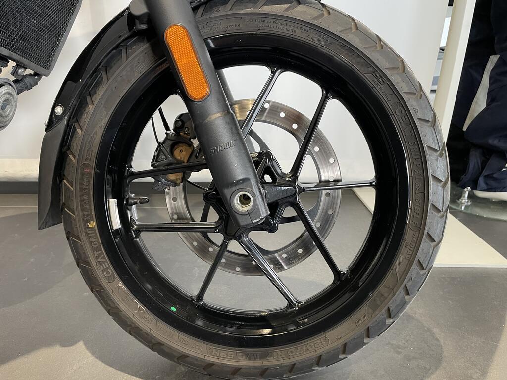 GUERRILLA 450