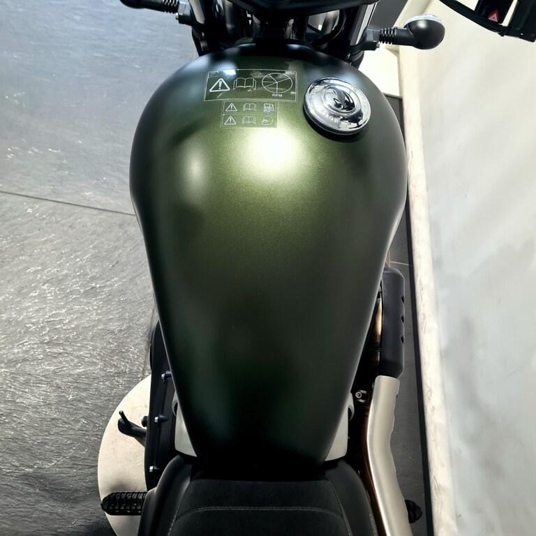 SCRAMBLER 900