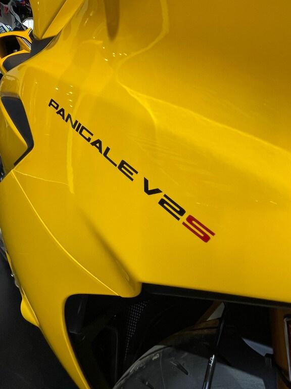 PANIGALE V2 890