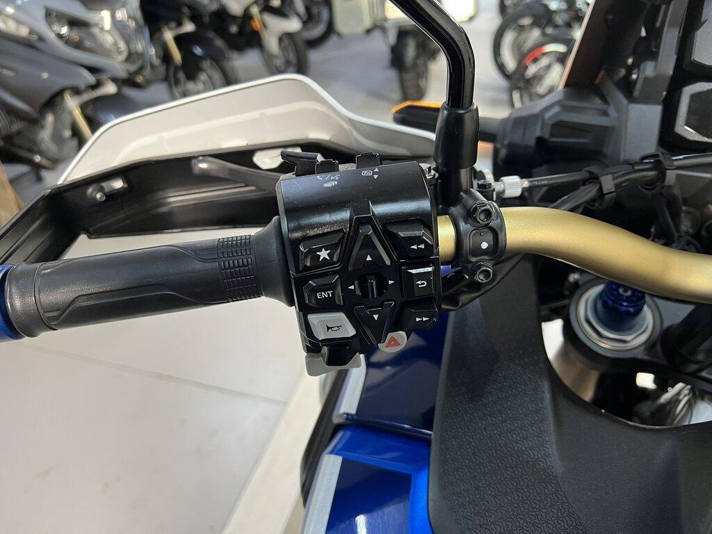 AFRICA TWIN 1100