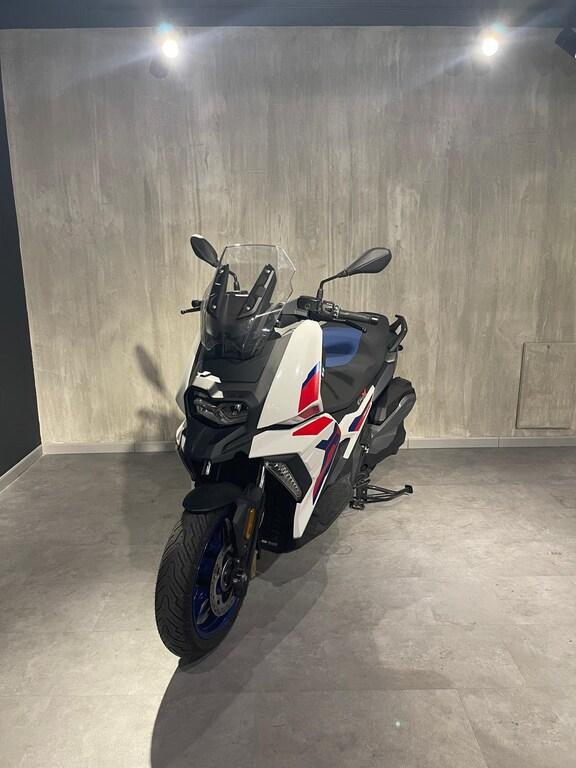 C 400 X
