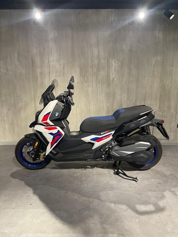 C 400 X