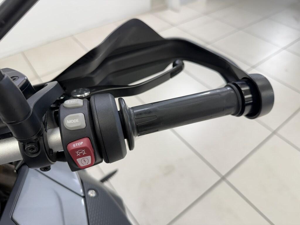 S 1000 XR