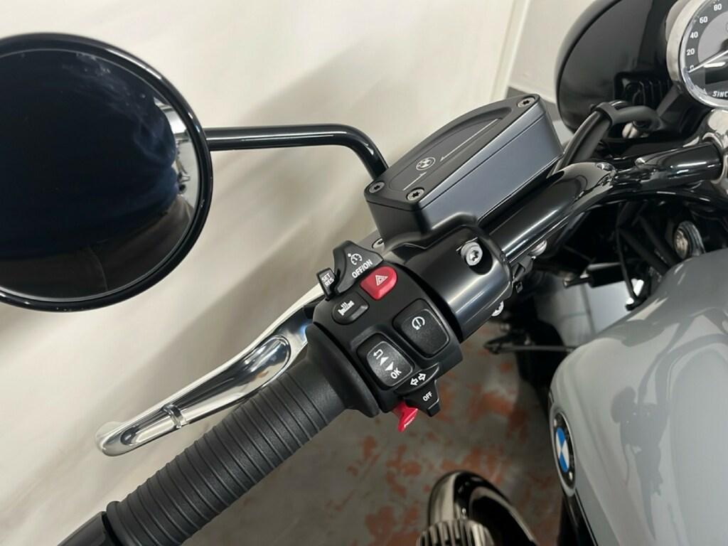 R 18