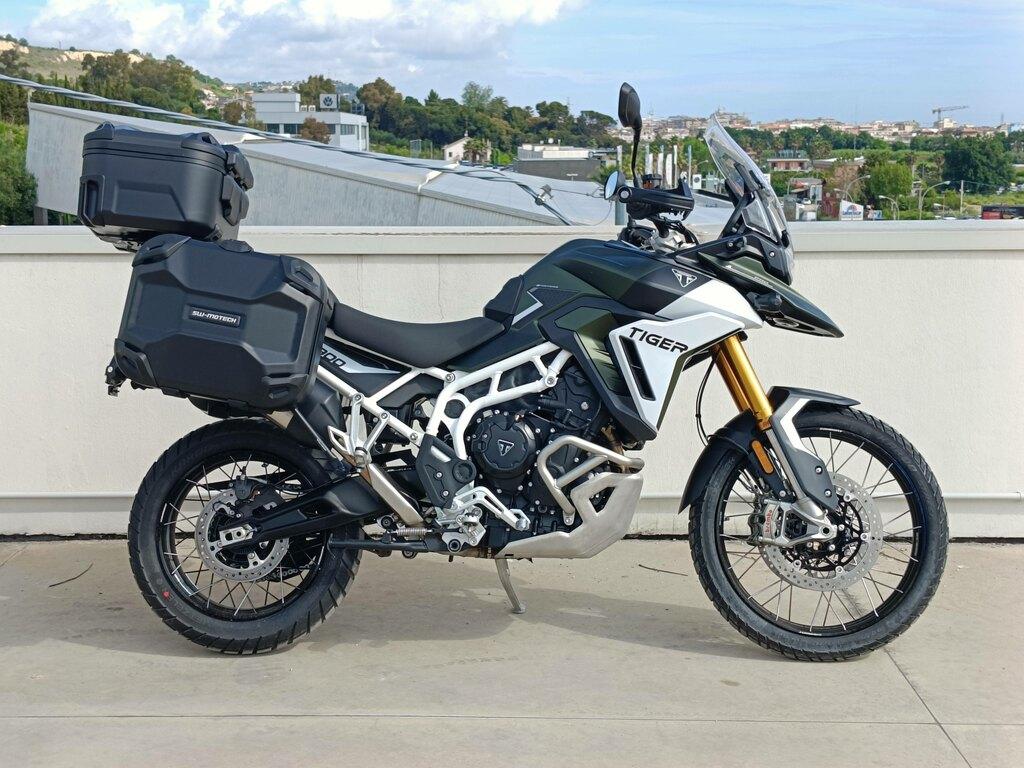 TIGER 900