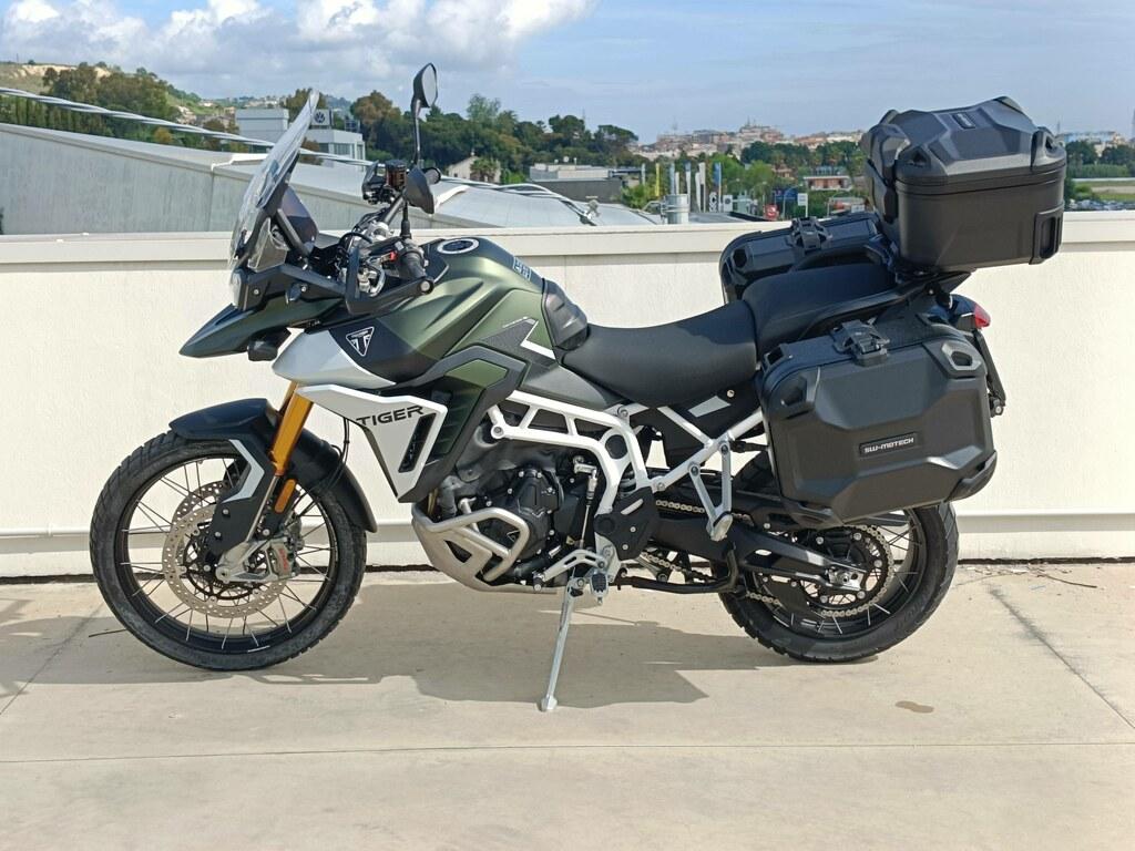 TIGER 900