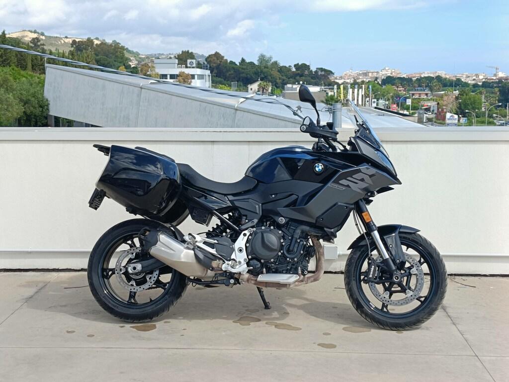 F 900 XR