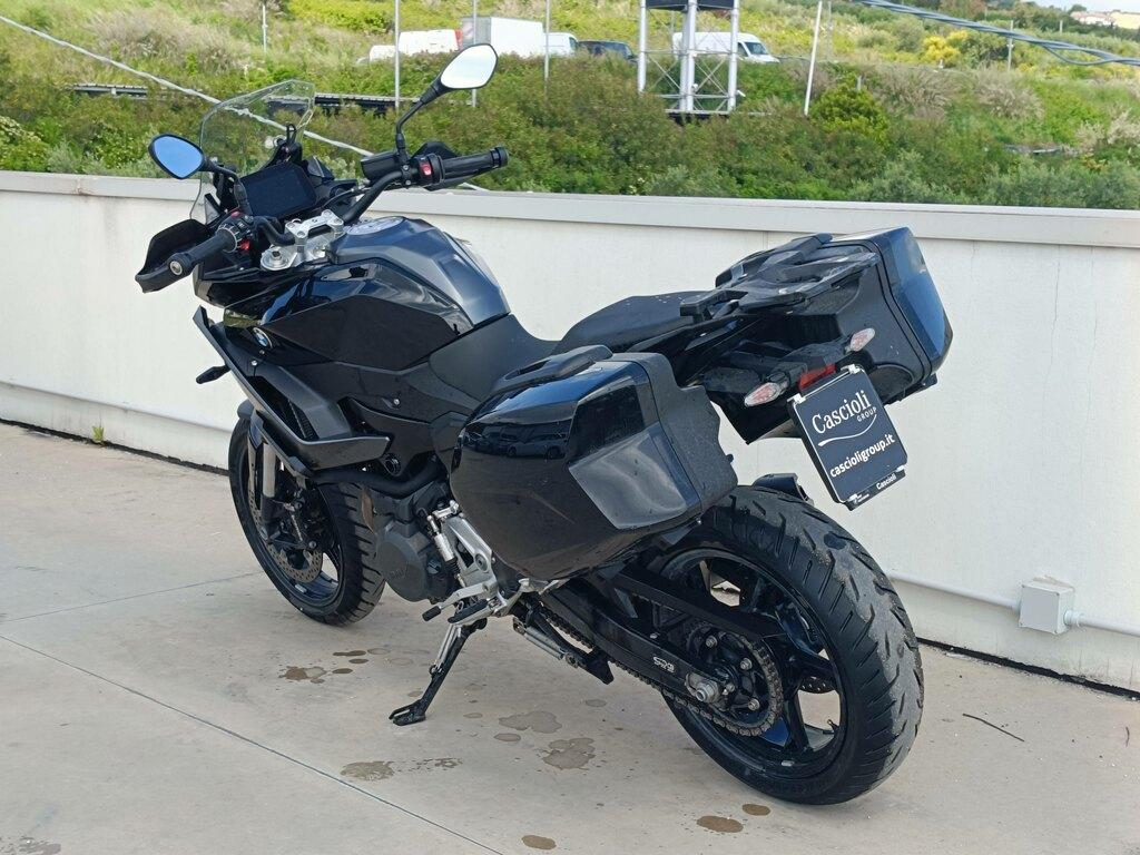 F 900 XR