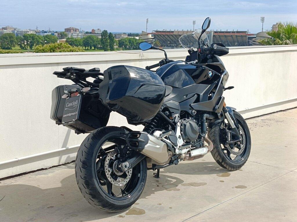 F 900 XR