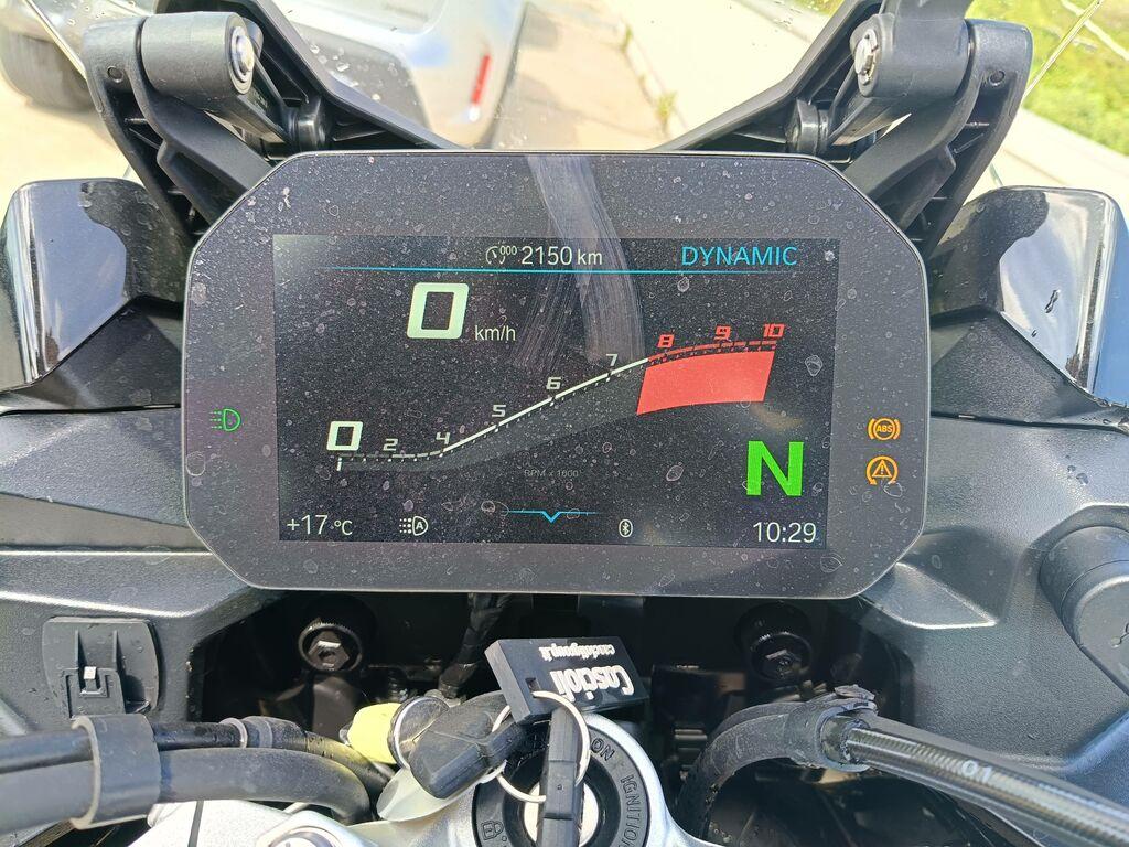 F 900 XR