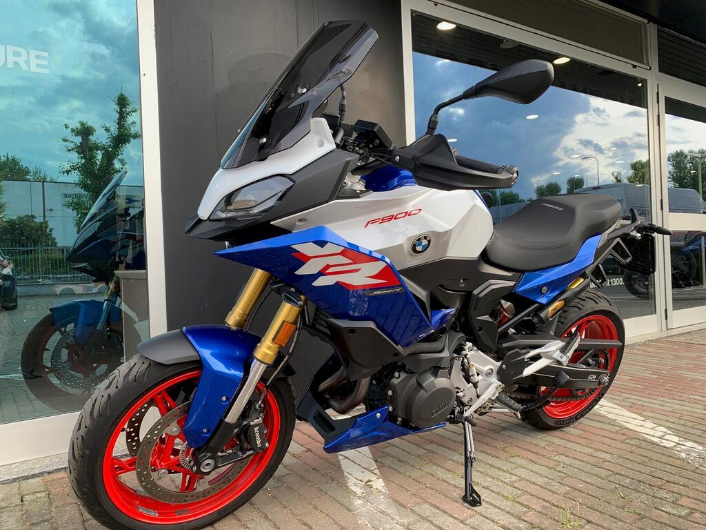F 900 XR