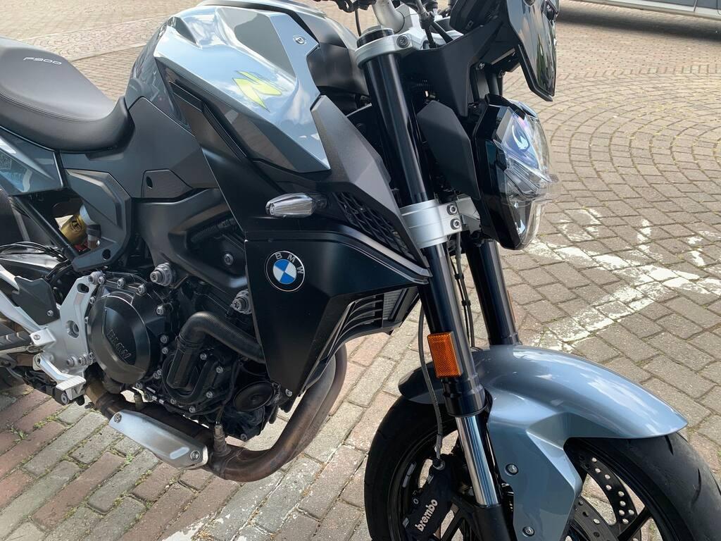 F 900 R