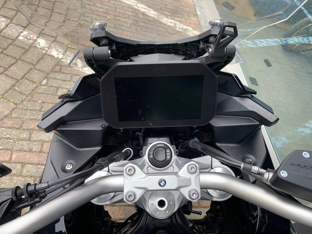 F 900 XR