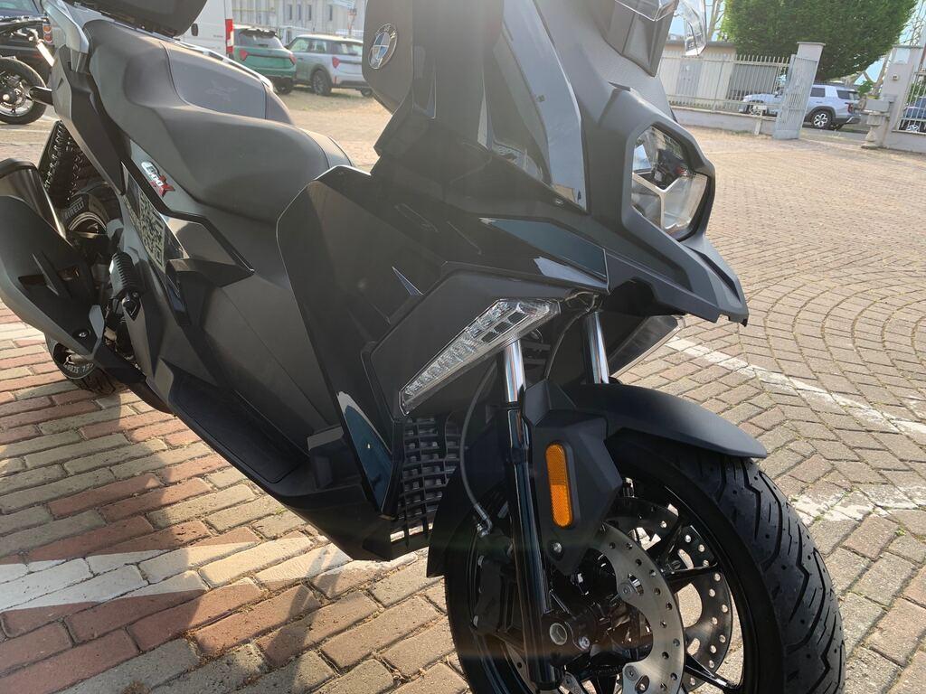 C 400 X