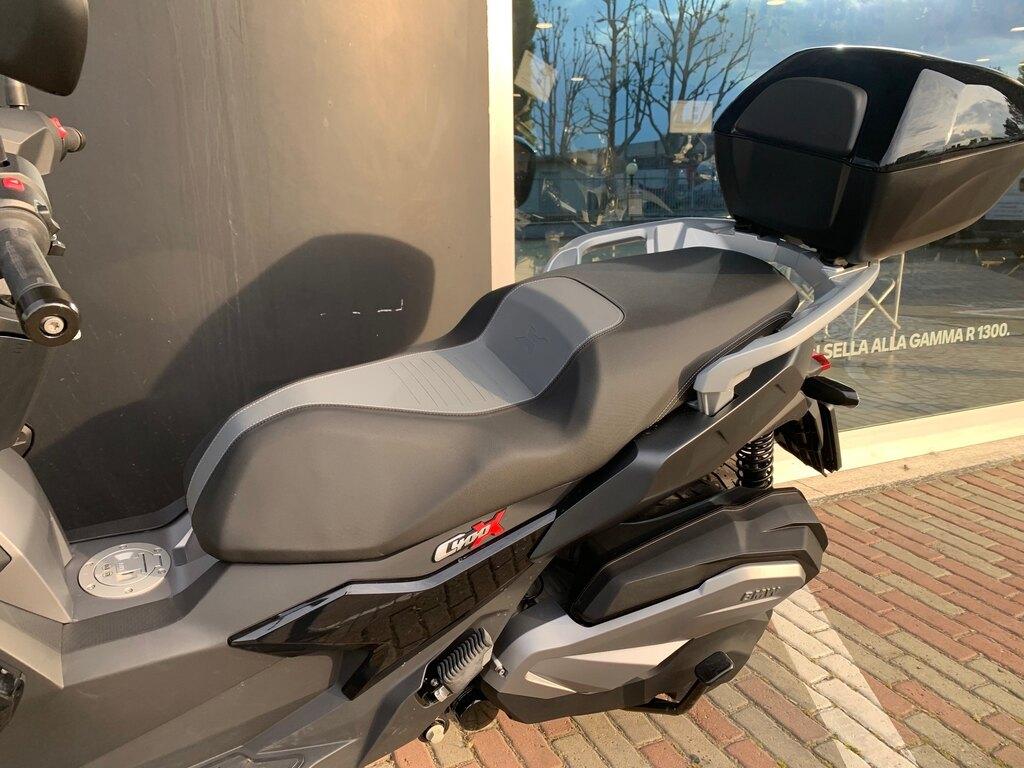 C 400 X