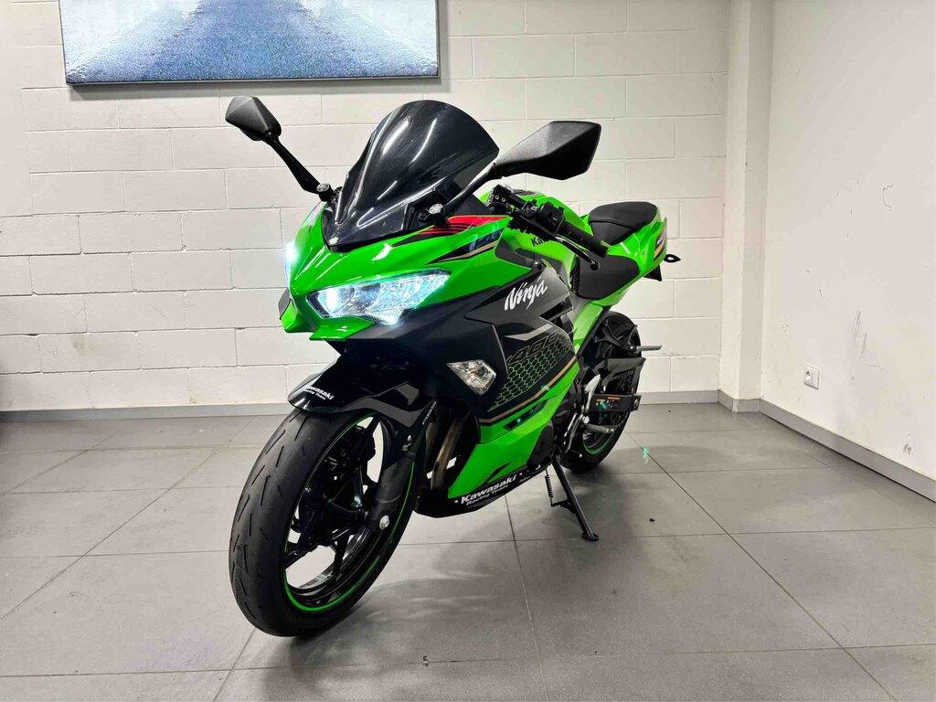 NINJA 400