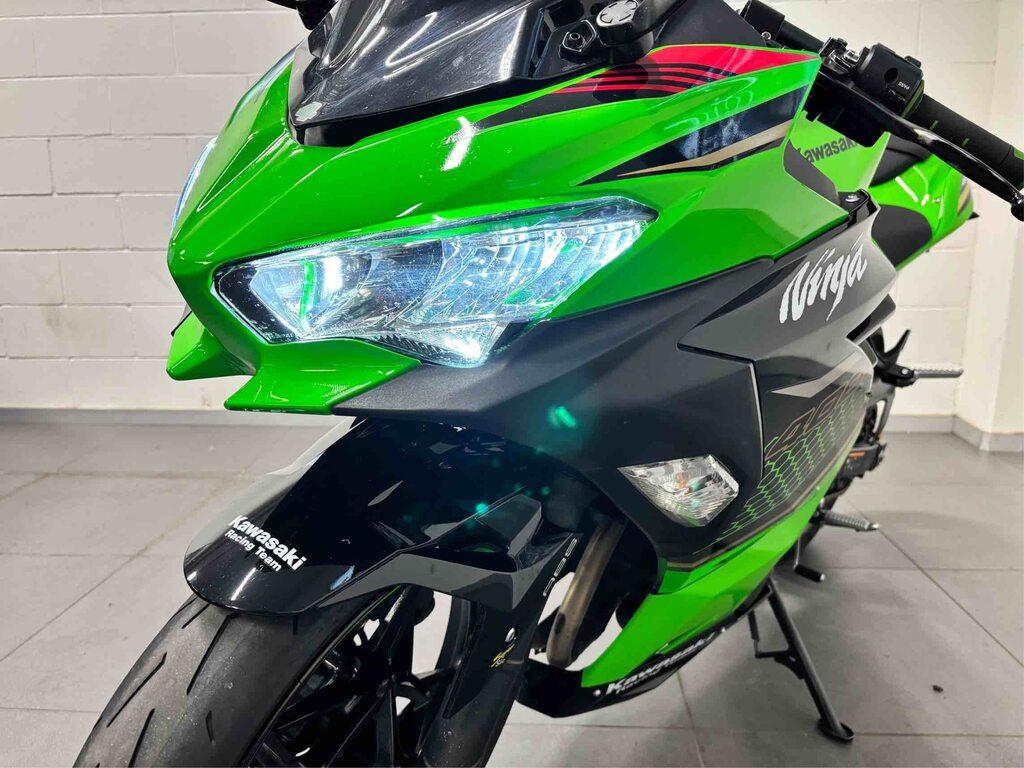 NINJA 400