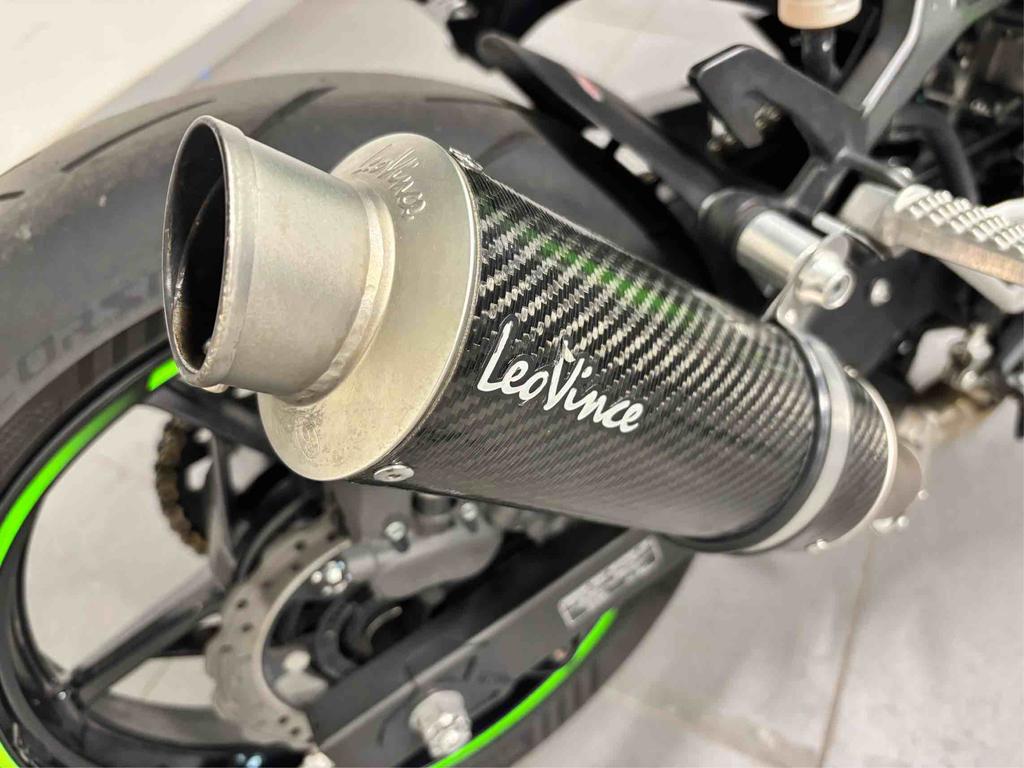 NINJA 400