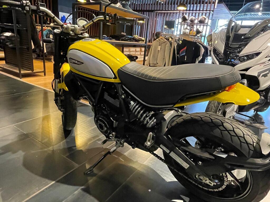SCRAMBLER 800