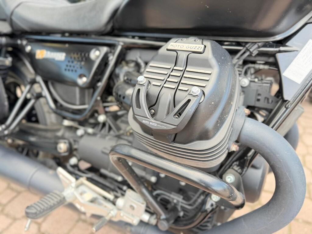 V9 850