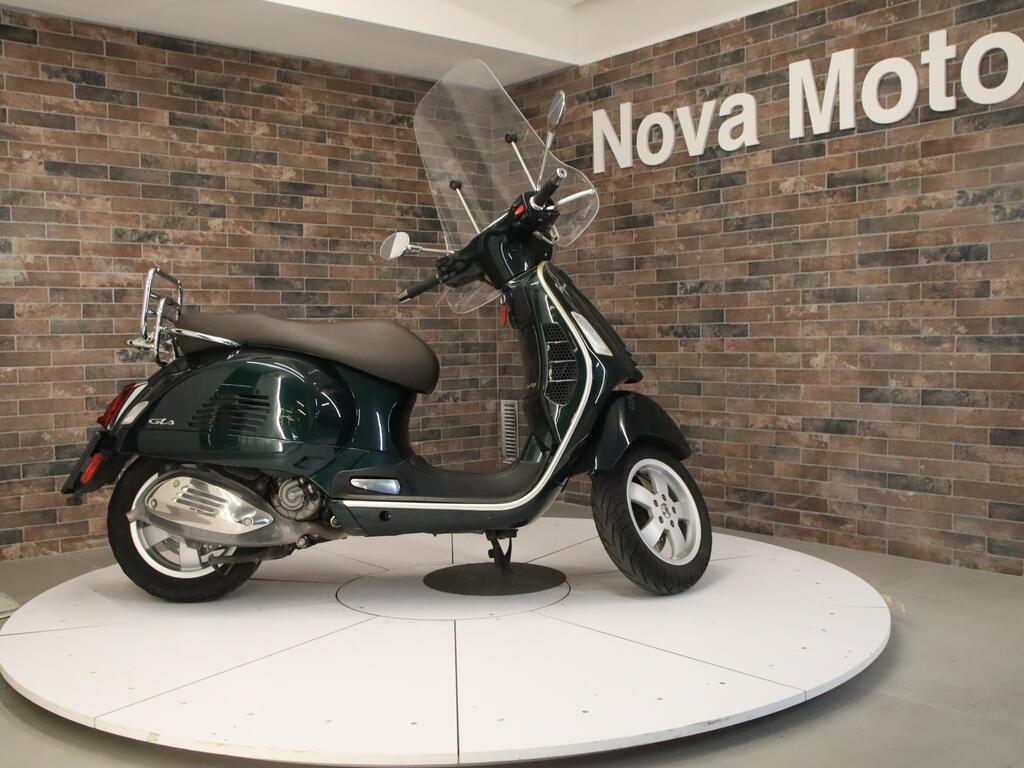 VESPA GTS 300
