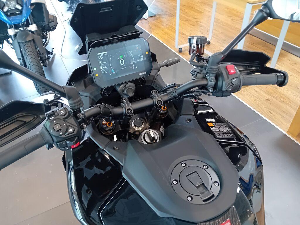 TRACER 9
