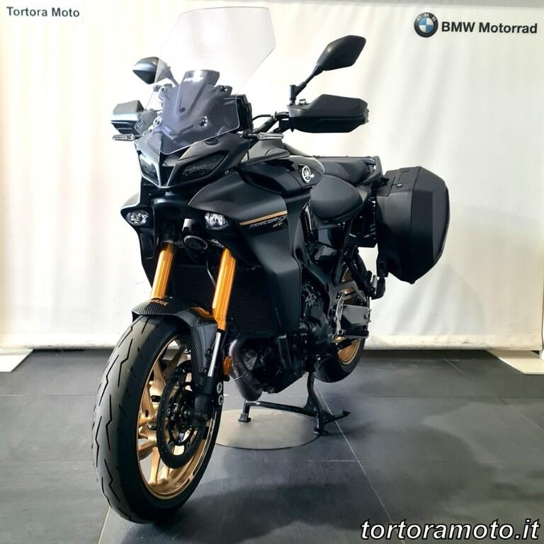 TRACER 900