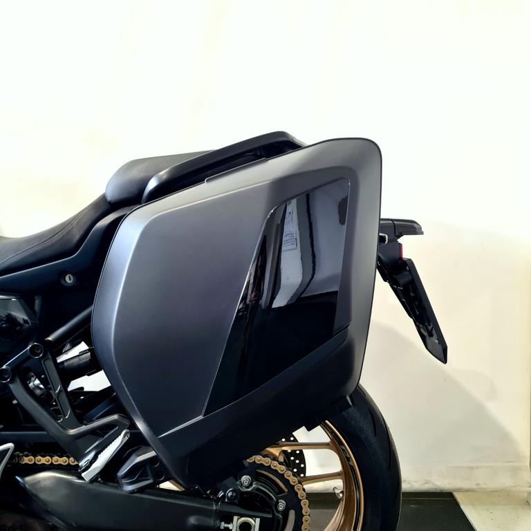 TRACER 900