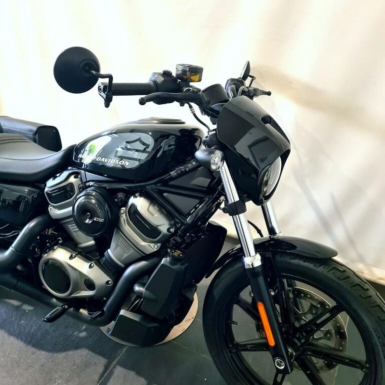 975 NIGHTSTER