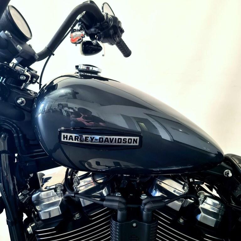STREET BOB 117 1923