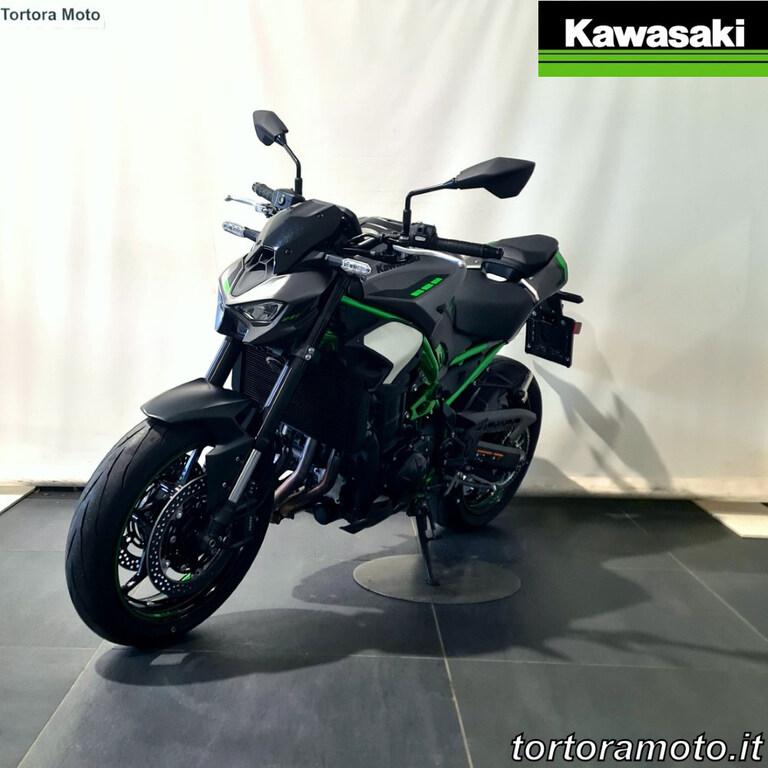 Z 900