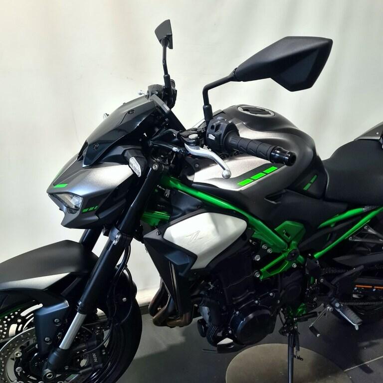 Z 900