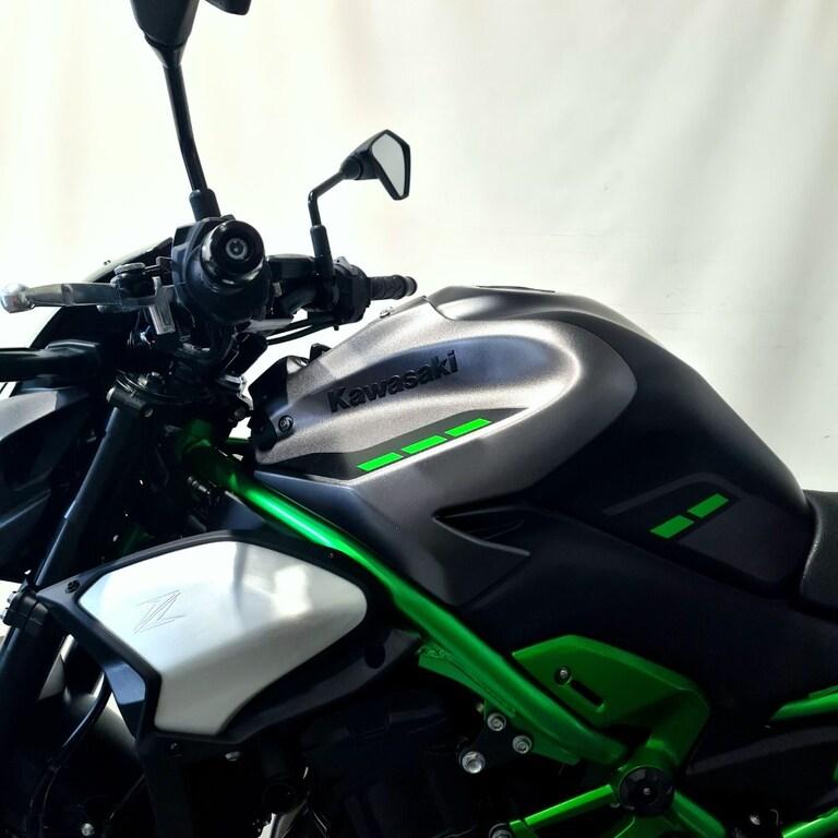 Z 900