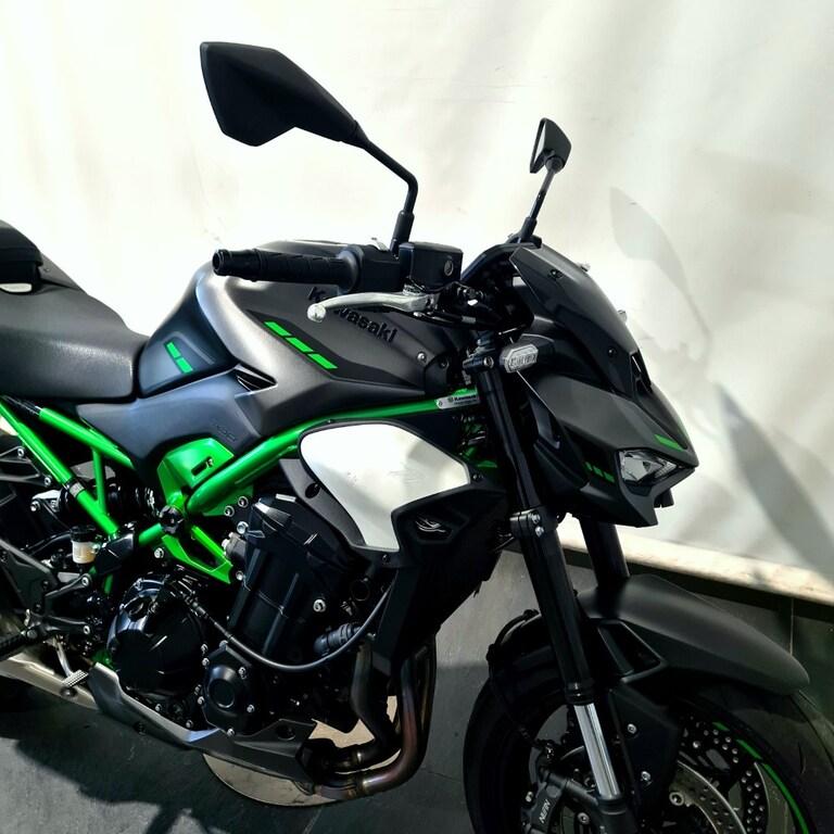 Z 900