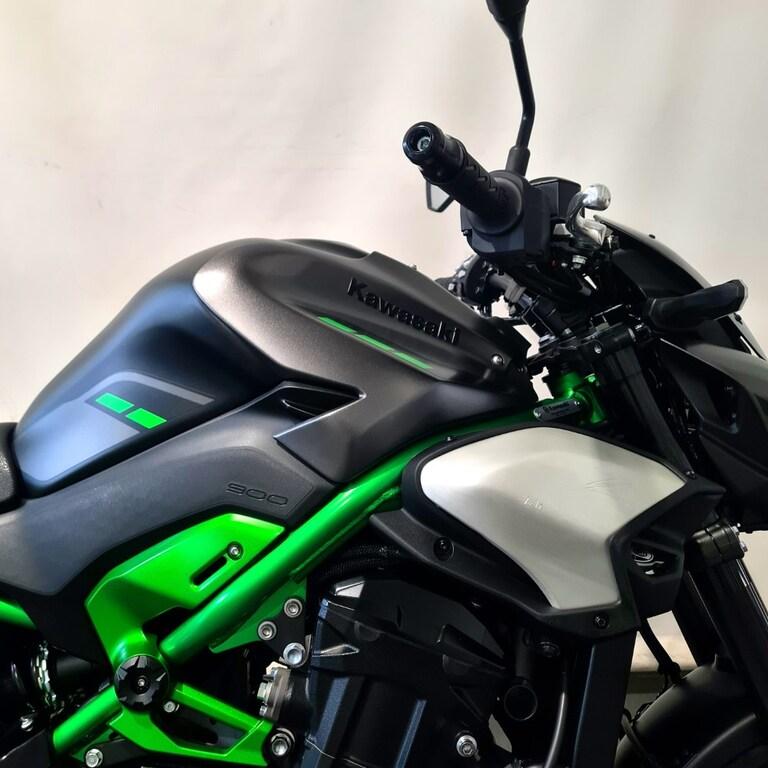 Z 900