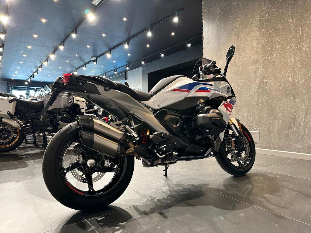 R 1300 RS