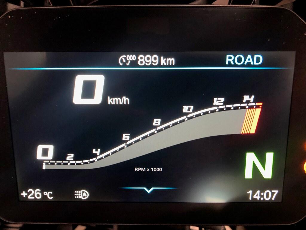 M 1000 XR