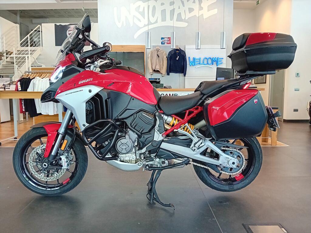 MULTISTRADA V4