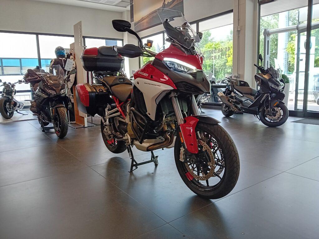 MULTISTRADA V4