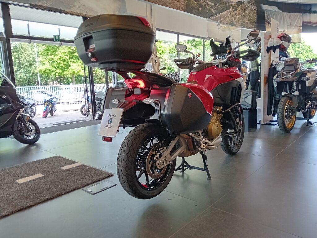 MULTISTRADA V4