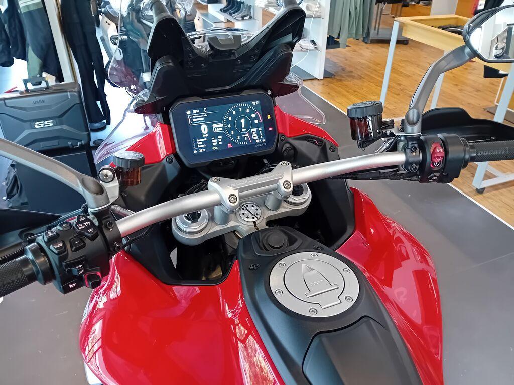 MULTISTRADA V4
