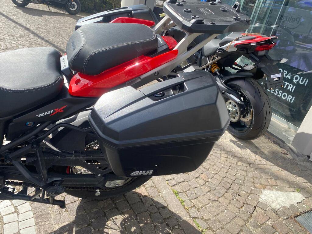 TRK 702